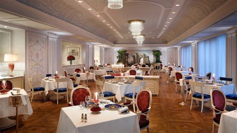 vanitas restaurant palazzo versace|Versace vanitas price.